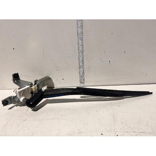 Toyota COROLLA Wiper Motor ZZE122 Rear 12/01-06/07 Hatch