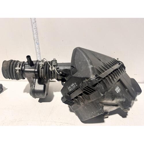 Lexus ES300 Air Cleaner Box MCV20 3.0 1MZ 10/96-10/01 