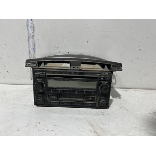 Toyota Landcruiser Head Unit with Fascia UZJ100 01/1998-10/2007