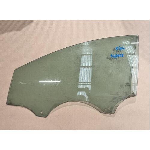 Ford FOCUS Left Front Door Window Glass LW 08/11-08/15