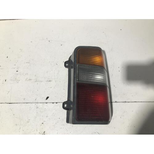 Mitsubishi L300 Right Tail Light SJ 09/1994-12/2013