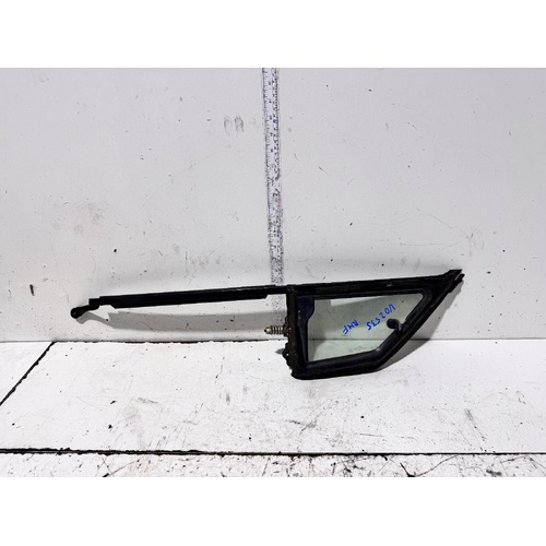 Toyota Hilux Right Front Door 1/4 Glass RZN154 09/1997-03/2005