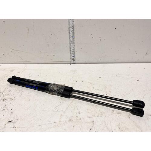 Hyundai ACCENT Tailgate Struts RB Pair 07/11-12/19 Hatch