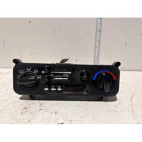 Mitsubishi TRITON Heater & A/C Controls MK 10/96-06/06