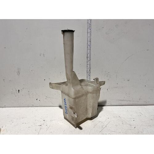 Lexus ES300 Washer Bottle MCV30 10/2001-12/2005