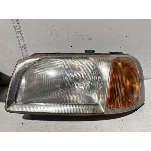 Land Rover FREELANDER Left Headlight 03/98-09/00