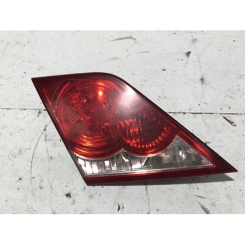 Toyota Aurion Left Bootlid Light GSV40 10/2006-08/2009