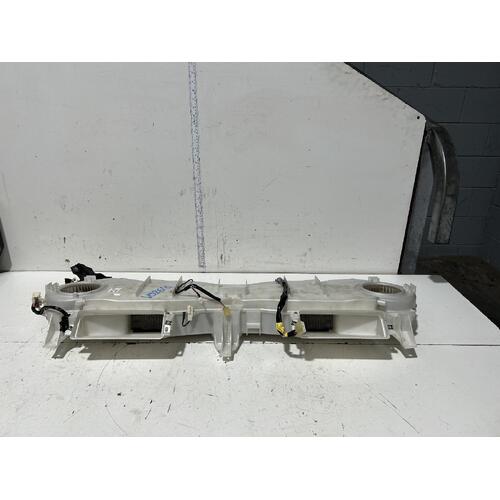 Toyota Regius Rear Cooling Unit Assembly VCH10 1995-2002
