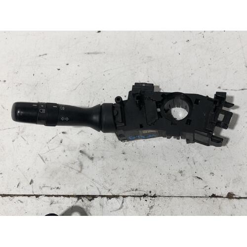 Toyota Rav4 Flasher Switch ACA33 11/2005-11/2012