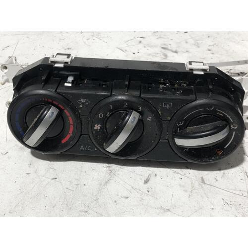Nissan Navara Heater Controls NP300 05/2015-Current