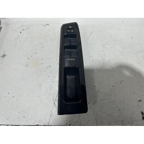 Toyota Rukus Master Window Switch AZE151 01/2007-12/2015