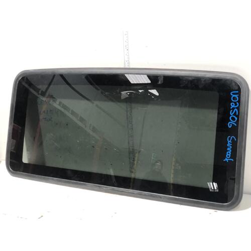 Lexus LX470 Sunroof Glass UZJ100 05/1998-08/2002