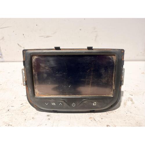 Holden Colorado Display Unit / Head Unit RG 10/2013-06/2016