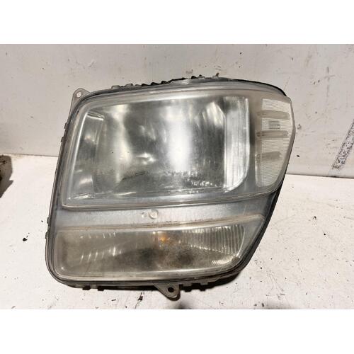 Dodge Nitro Left Head Light KA 06/2007-12/2011