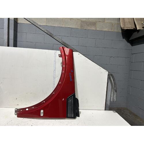 Dodge Nitro Left Guard KA 06/2007-12/2011