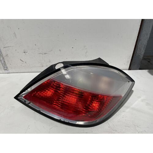 Holden Astra Tail Light Right Rear 5 Door Hatch AH 10/2004-08/2009
