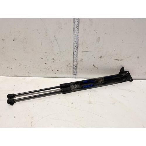 Hyundai ILOAD Tailgate Struts TQ Pair 11/07-03/21