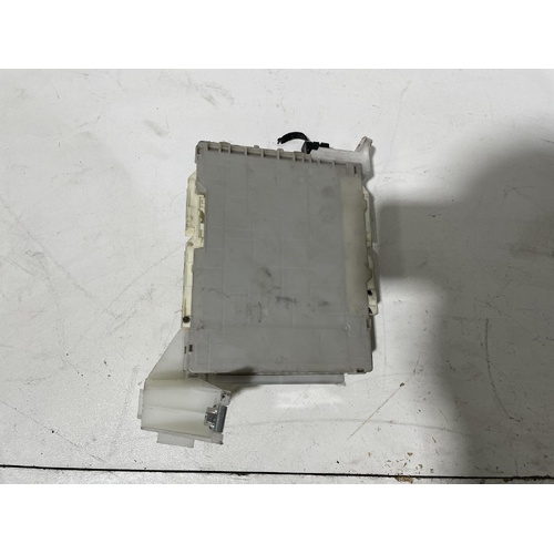 Toyuota Prius ECU ZVW30 07/2009-12/2015