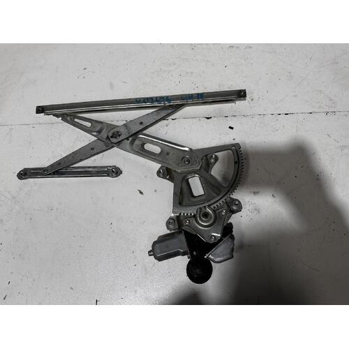 Toyota Prius Left Front Window Regulator ZVW30 07/2009-12/2015