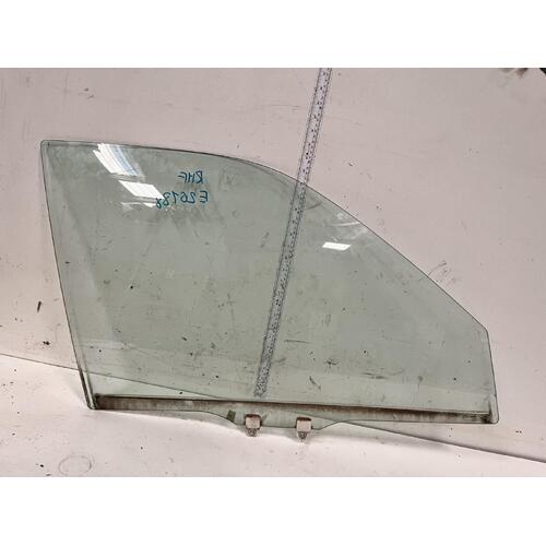 Honda CRV Right Front Door Window Glass RD7 12/01-02/07