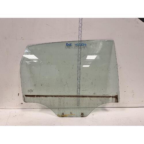 Holden CAPTIVA Right Rear Door Window Glass CG 01/11-06/18