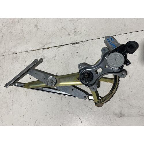 Toyota RAV4 Left Front Window Regulator ACA21 07/2000-10/2005