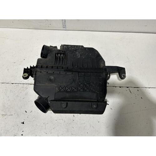 Toyota RAV4 Air Cleaner Box ACA21 07/2000-10/2005