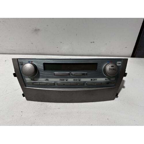 Toyota Camry Heater Controls AHV40 06/2006-11/2011