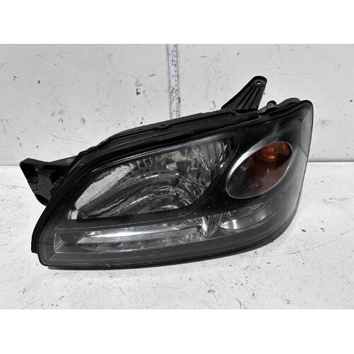 Subaru Outback Left Head Light B3A 09/2001-08/2003