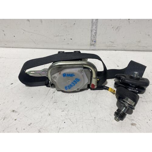 Mitsubishi 380 Right Front Seat Belt DB 09/2005-03/2008