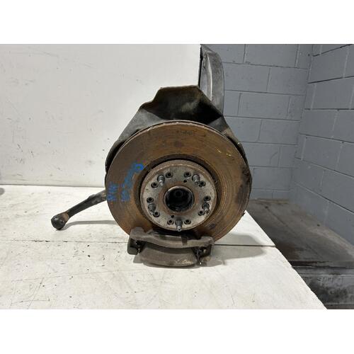 Lexus IS200 Right Front Hub Assembly GXE10 01/1998-10/2005