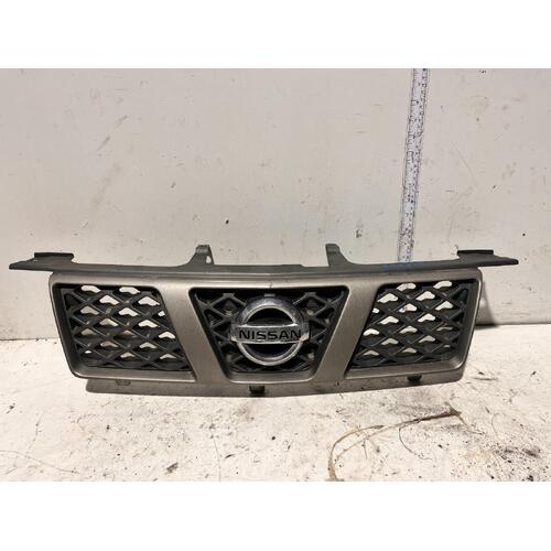 Nissan X-Trail Grille T30 11/2003-09/2007