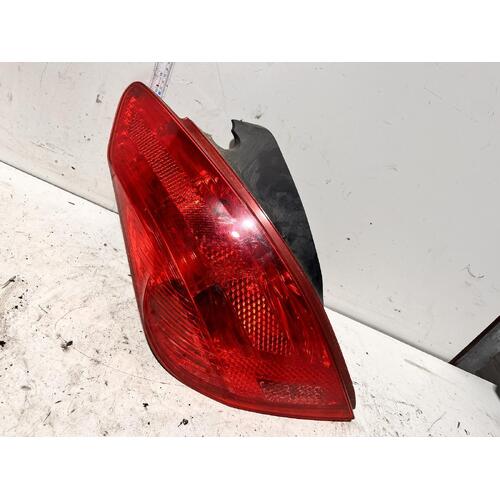 Peugeot 308 Left Taillight T7 Hatch 06/07-12/13 