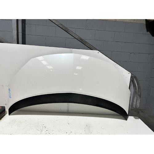 Toyota Estima Bonnet MCR30 2000-2006