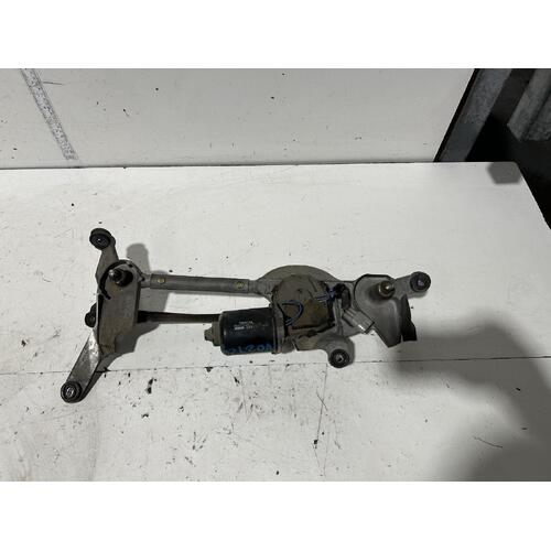 Toyota Estima Front Wiper Assembly MCR30 2000-2006