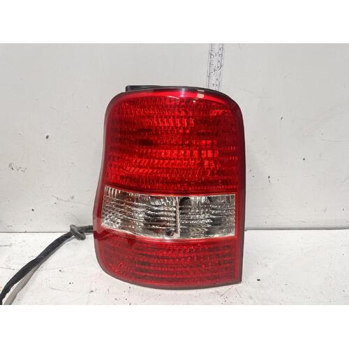 Kia CARNIVAL Left Taillight KV SII 07/02-09/06 