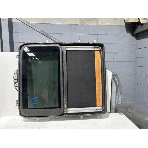Toyota Landcruiser Sun Roof Assembly 100 Series 01/1998-10/2007