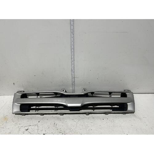 Toyota Hiace Grille THR201 08/2010-03/2014