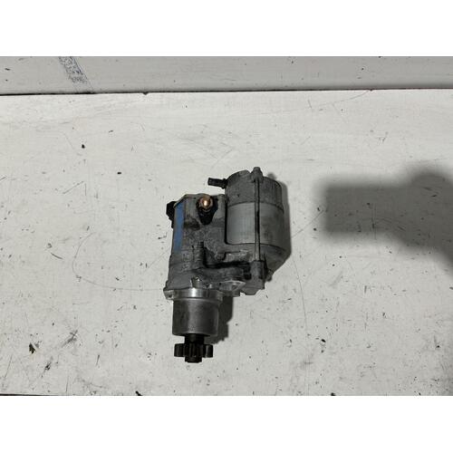 Toyota Estima Alternator MCR30 2000-2006