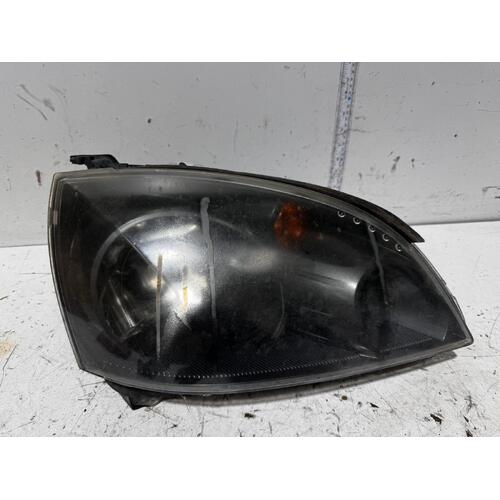 Mitsubishi 380 Right Head Light DB 09/2005-03/2008