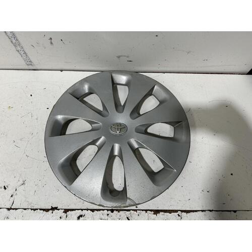 Toyota Prius C Wheel Cover / Hub Cap NHP10 12/2011-03/2020