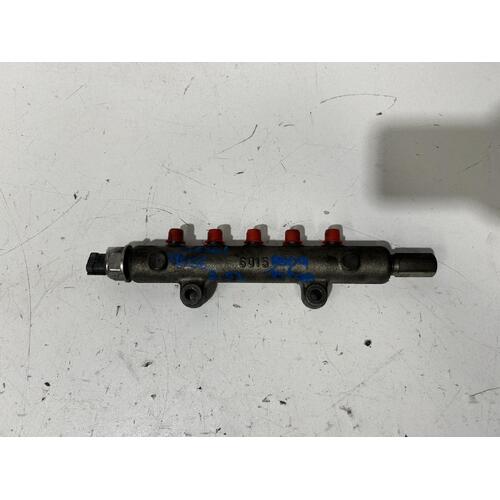 Mitsubishi Triton Fuel Injection Rail ML-MN 01/2008-04/2015