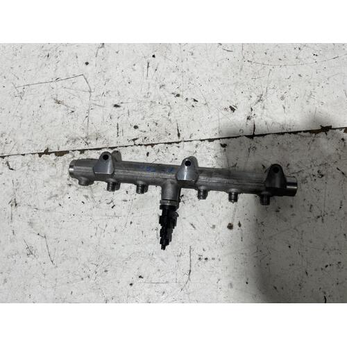 Kia Cerato Injection Rails YD 04/2013-05/2018