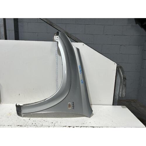 Toyota RAV4 Left Guard ACA23 07/2003-10/2005