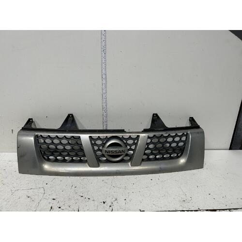 Nissan Navara Grille D22 12/2001-08/2015
