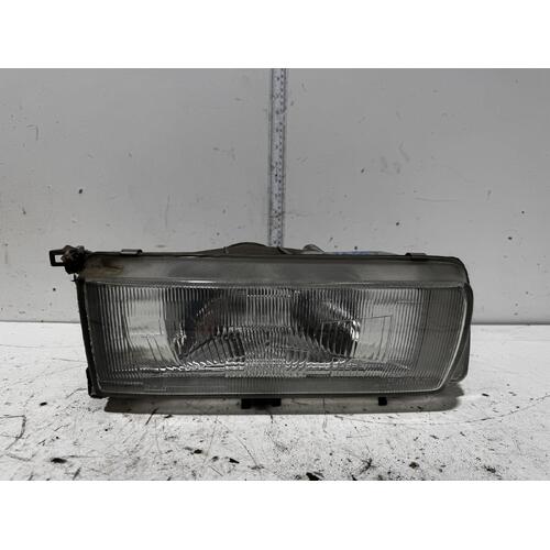 Ford Econovan Right Head Light 03/1988-01/1997