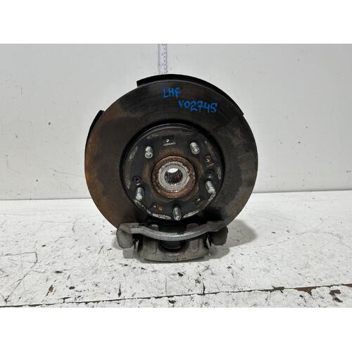 Hyundai i30 Left Front Hub Assembly GD 03/2012-04/2017