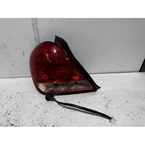 Nissan Pulsar Left Tail Light N16 08/2003-12/2005