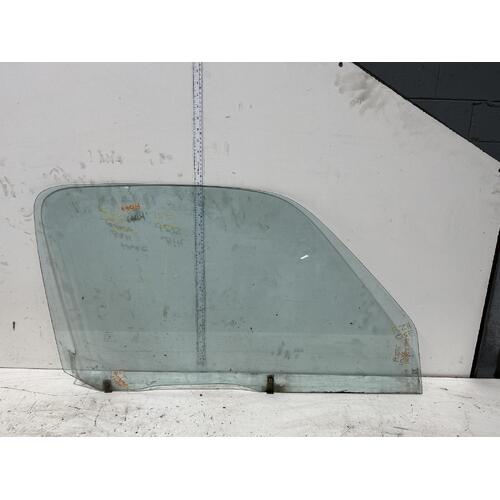 Toyota Hiace Right Front Door Glass RZH### 11/1989-08/1995