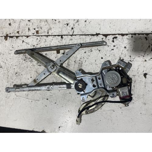 Toyota Tarago Right Rear Window Regulator ACR30 06/2000-02/2006